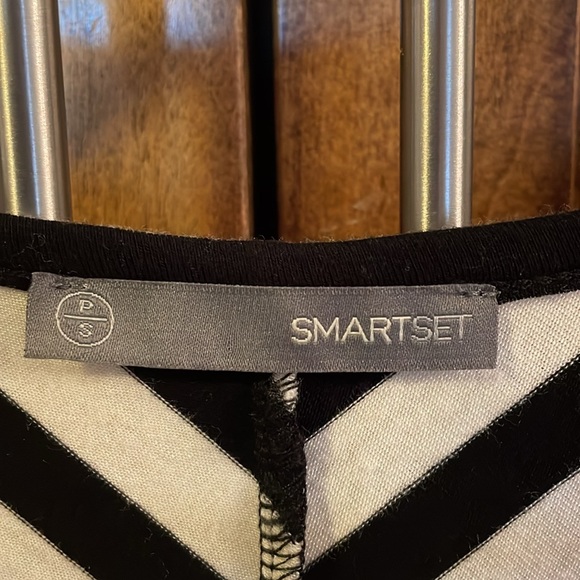 Smart Set black and cream tunic T. - Picture 5 of 7